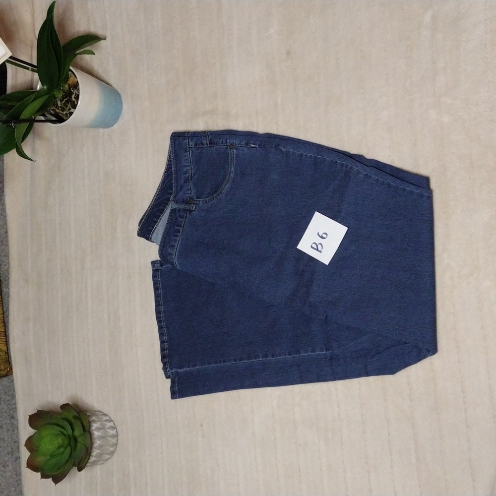 Women's jeans